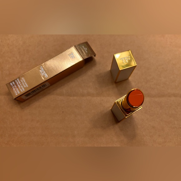 New! TOM FORD SOLEIL Ultra-Shine Lip Color No.315 En Extase  0.11oz/3.3g - Picture 3 of 8